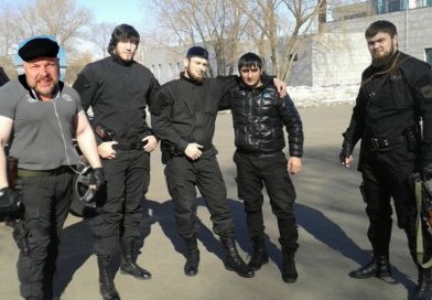 Чеченская семья осадила отдел полиции в Москве из-за сбежавшей родственницы