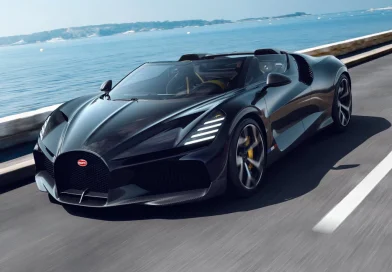 Кабриолет Bugatti W16 Mistral поставил новый рекорд скорости