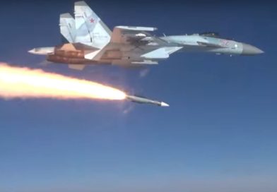 Летчик Попов: тяжелые истребители Су-30СМ и Су-35С могут побеждать F-16