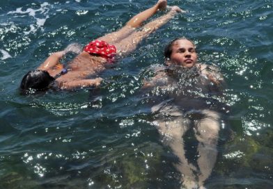 Немецкая туристка  утонула при купании с мужем на Перхентианских островах