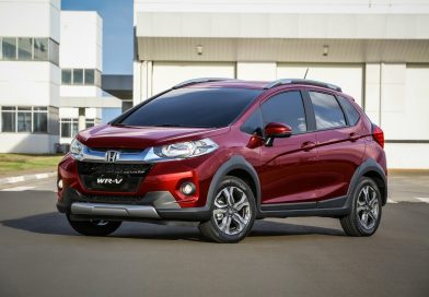 В России появились в продаже новые кроссоверы Honda WR-V  за 2 млн рублей