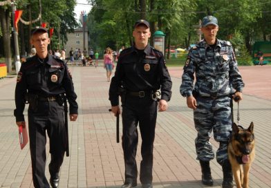 Baza: подозреваемого в убийстве шестерых сослуживцев ищут в ДНР