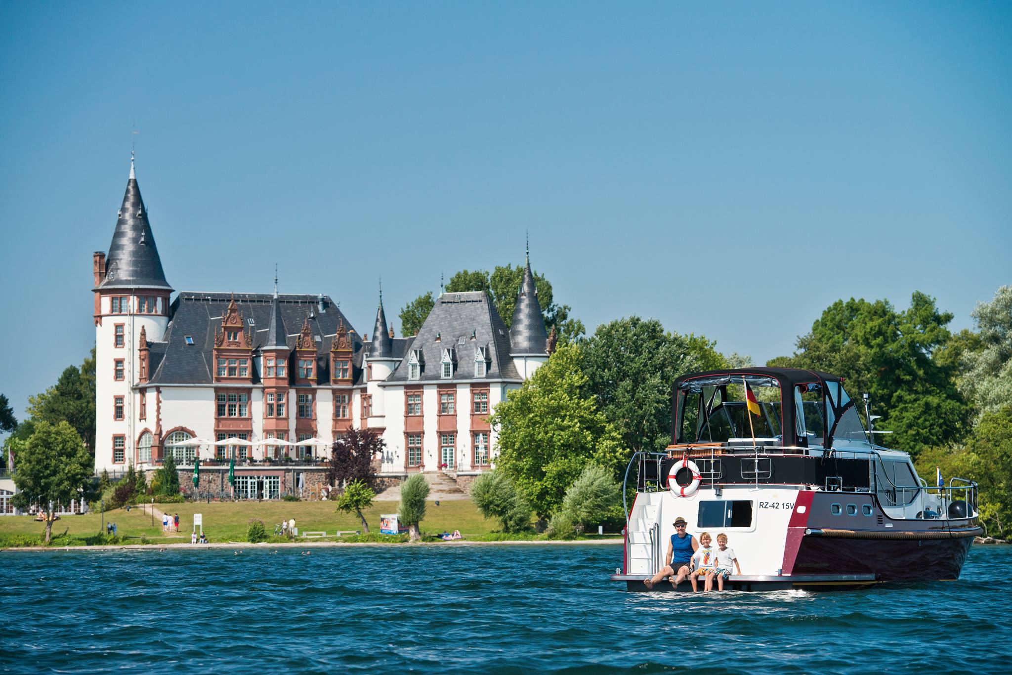 Мекленбург. Промышленность Мекленбурга. Müritz вид сверхц. Демнин Мекленбург. Dar Германия.